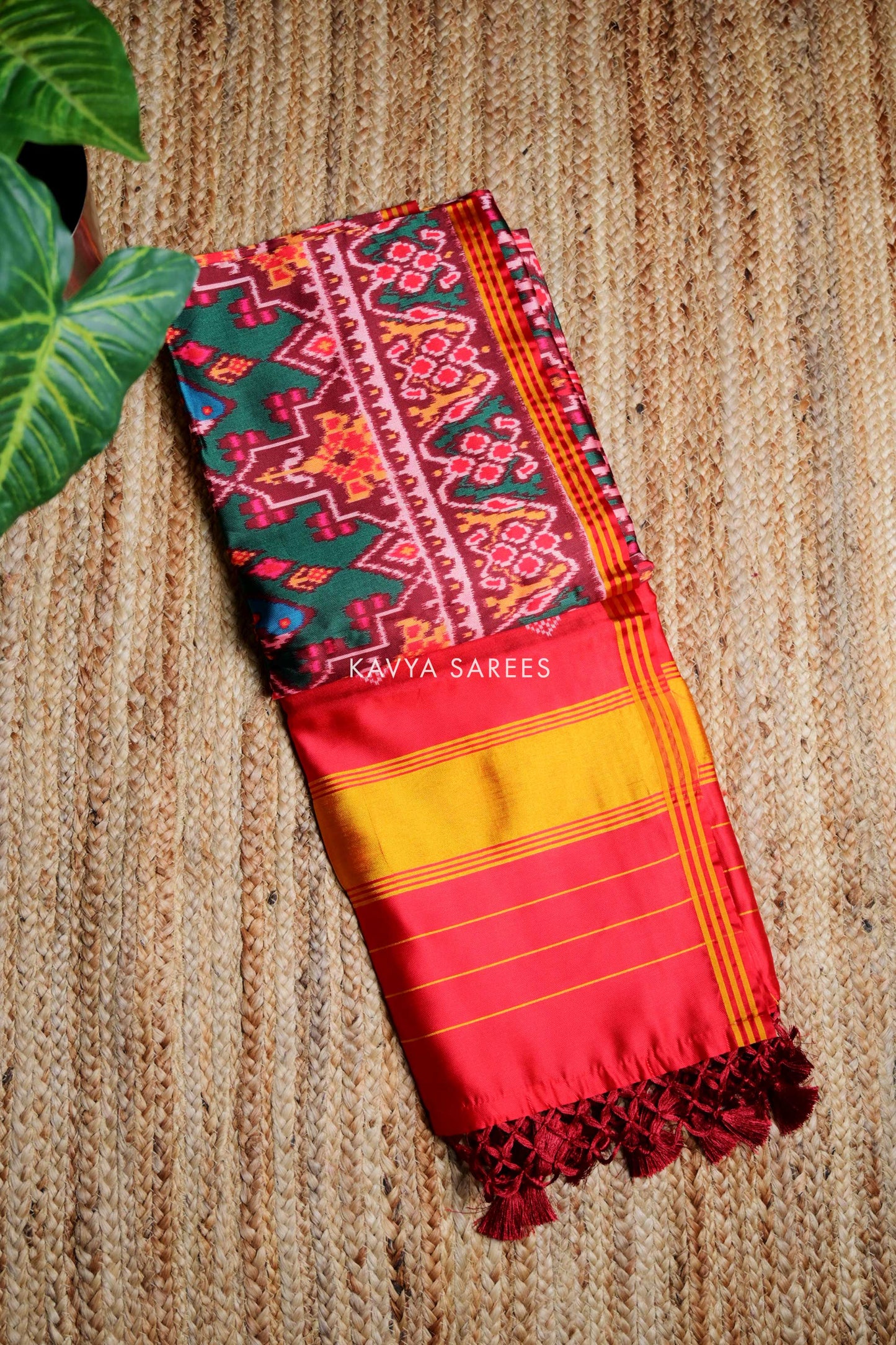 Emerald Green Traditional Patola Silk Saree with Artistic Motifs