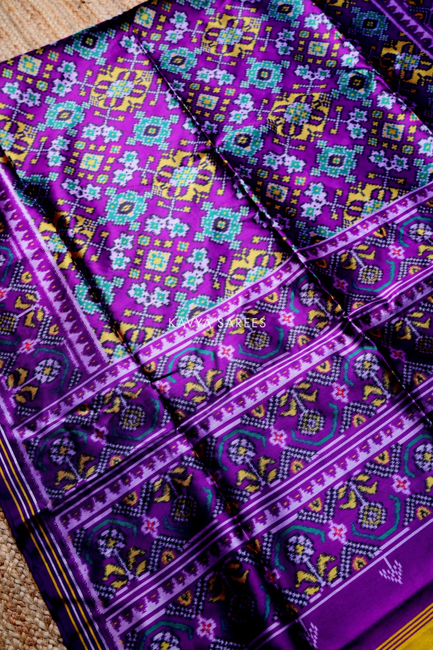 Purple Traditional Patola Silk Saree with Heritage Weave Pattern