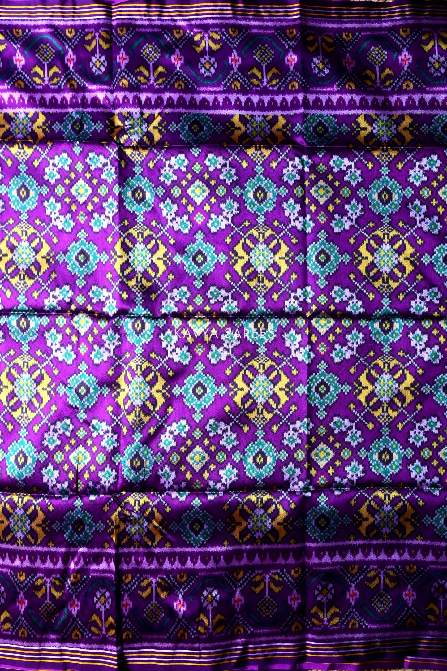 Purple Traditional Patola Silk Saree with Heritage Weave Pattern