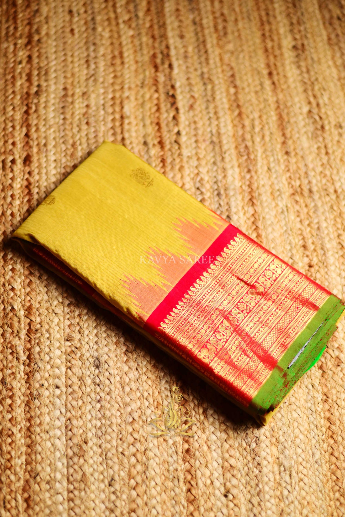 Traditional Gadwal Pattu Silk Saree with Rich Zari Border