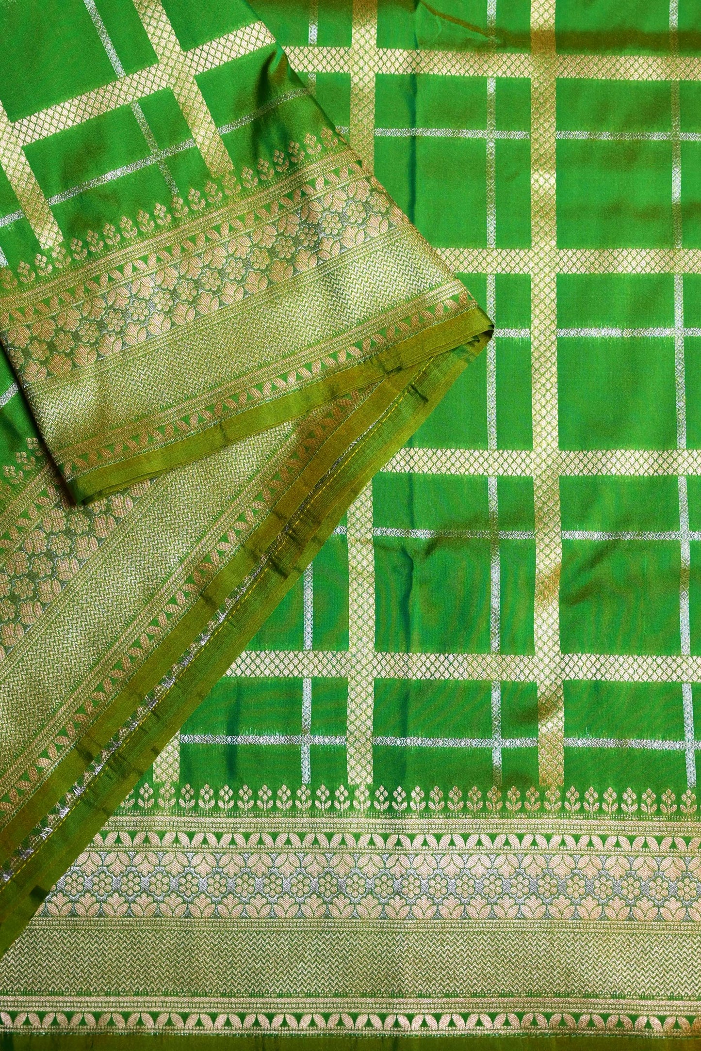 Semi Banaras Saree