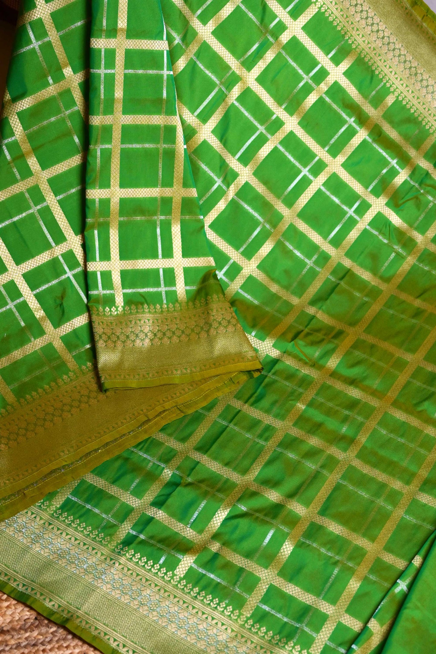 Semi Banaras Saree