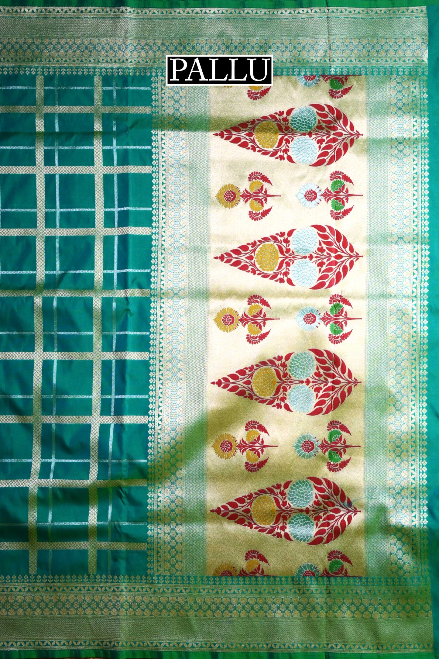 Semi Banaras Saree