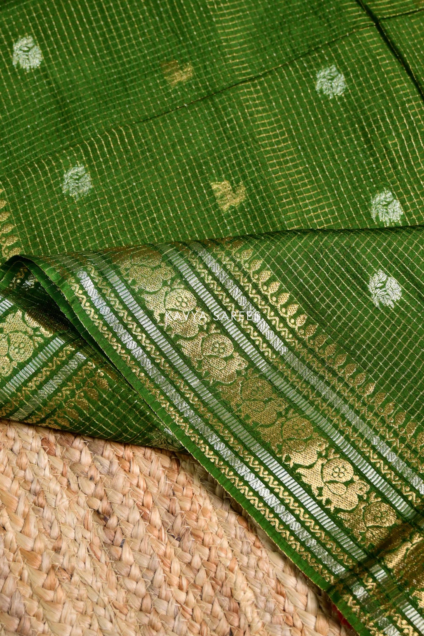 Classic Parrot Green Vintage Fancy Saree